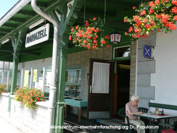 Bahnhofsrestaurant Mariazell - 2008 noch in Betrieb, 2010 geschlossen. Die Mariazellerbahn. Foto DEEF - Dokumentationszentrum f�r Europ�ische Eisenbahnforschung. Dr. Michael Populorum