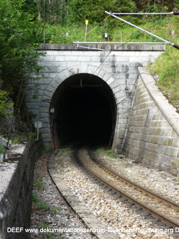 S�dportal des G�singtunnels, 2.369 m lang. Die Mariazellerbahn. Foto DEEF - Dokumentationszentrum f�r Europ�ische Eisenbahnforschung. Dr. Michael Populorum
