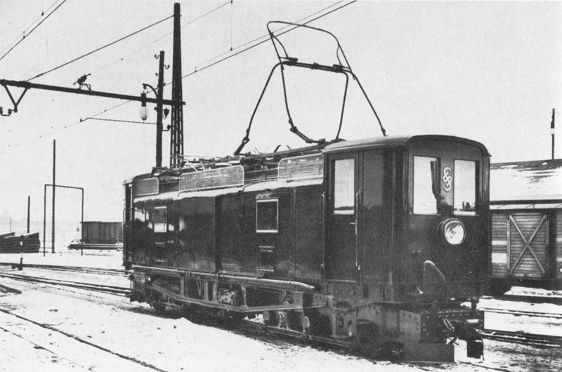 Elektrolokomotive E1. Die Mariazellerbahn. Foto DEEF - Dokumentationszentrum f�r Europ�ische Eisenbahnforschung. Dr. Michael Populorum