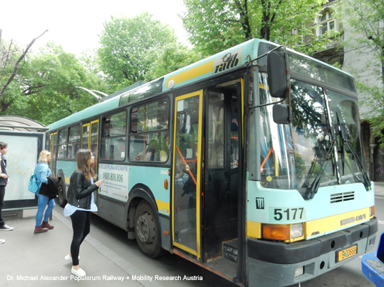 obus oberleitungsbus trolleybus bukarest rumnien foto bild picture image