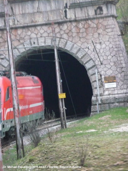 karawankenbahn eisenbahn kärnten foto bild picture karawankentunnel südportal