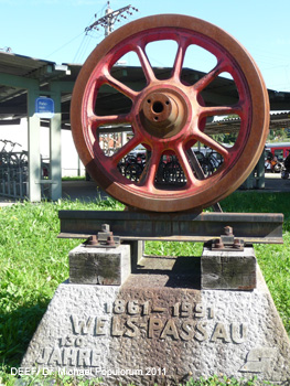Denkmal Bahnhof Schrding 130 Jahre Passauerbahn Wels - Passau 1991. DEEF / Dr. Michael Populorum