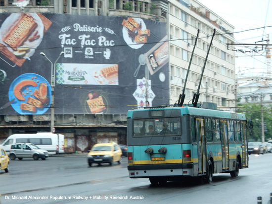 obus oberleitungsbus trolleybus bukarest rum�nien foto bild picture image