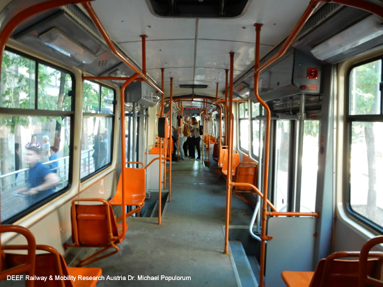 strassenbahn bukarest foto bild