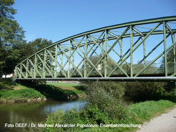 Markantes Relikt der Sulmtalbahn: Die Eisenbahnbrücke über die Sulm in Kaindorf. Die Sulmtalbahn von Leibnitz nach Pölfing-Brunn. DEEF / Dr. Michael Alexander Populorum