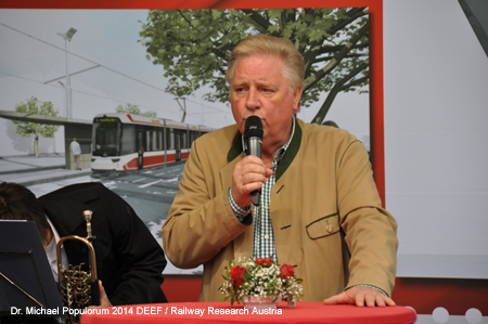 foto bild image picture Stadt Regio Tram Gmunden Spatenstich Klosterplatz 2014 DEEF Dr. Michael Populorum