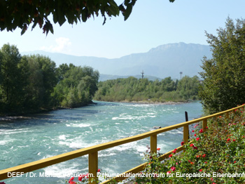 Eisenbahnarchologische Wanderung auf der ehemaligen beretscherbahn von Bozen ber Sigmundskron und Eppan nach Kaltern. DEEF / Dr. Michael Populorum