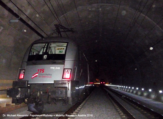 Eröffnungsfahrt Unterinntalbahn Tunnel