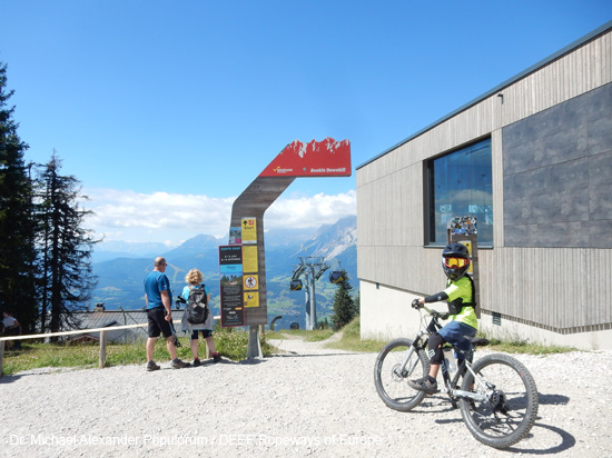 downhill trail planai seilbahn schladming österreich steiermark einseilumlaufbahn doppelmayr