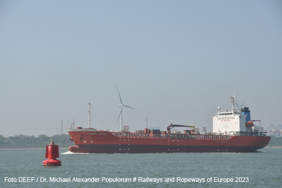Foto Tanker Öl Chemical Explorer Hoek van Holland Nieuwe Waterweg Schifffahrtskanals Rhein Mündung Nordsee Europoort Rotterdam