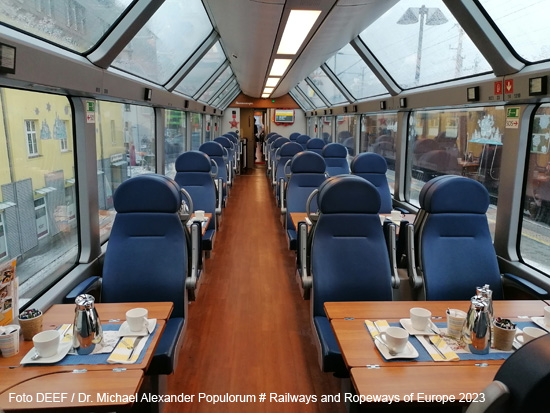 Foto Panoramawagen Mariazellerbahn 1. Klasse innen