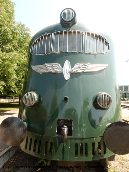 Bahnhistorischer Park Budapest Lokpark Magyar Vasúttörténeti Park Ungarisches Eisenbahnmuseum