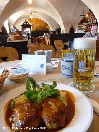 Herzogliches Brauhaus Tegernsee Foto Bier Fleischpflanzerl