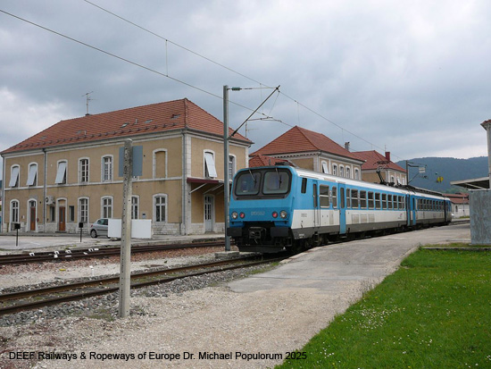 Gare de Pontarlier Bahnhof Eisenbahn Frankreich