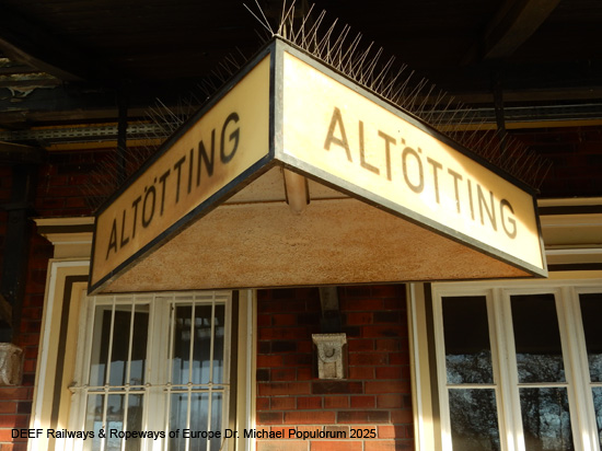 Eisenbahnstrecke Mühldorf Tüßling Altötting Burghausen Bayern