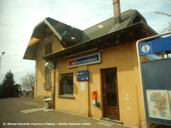 Eisenbahnstrecke Cadenazzo Luino Eisenbahn Schweiz Italien Tessin