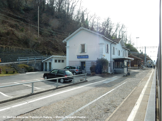 Eisenbahnstrecke Cadenazzo Luino Eisenbahn Schweiz Italien Tessin
