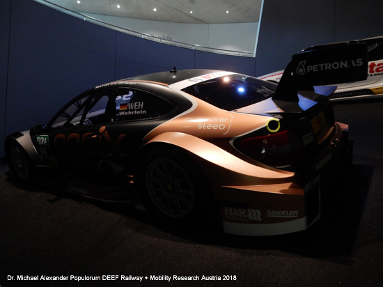 Mercedes-Benz Museum Stuttgart Automobilmuseum Verkehrsmuseum Deutschland