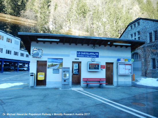 Mont Blanc-Express Martigny-Châtelard-Bahn MC Chemin de fer Martigny–Châtelard Eisenbahn Wallis Schweiz Frankreich