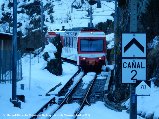 Mont Blanc-Express Martigny-Châtelard-Bahn MC Chemin de fer Martigny–Châtelard Eisenbahn Wallis Schweiz Frankreich