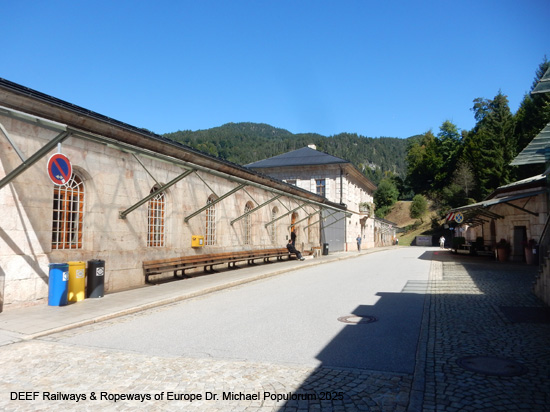 Salzbergwerk Berchtesgaden Grubenbahn Stollen Bayern