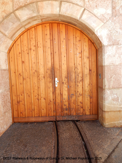 Salzbergwerk Berchtesgaden Grubenbahn Stollen Bayern