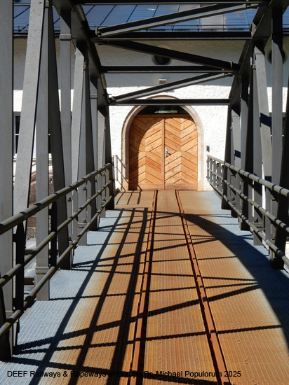 Salzbergwerk Berchtesgaden Grubenbahn Stollen Bayern