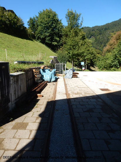 Salzbergwerk Berchtesgaden Stollenweg Stollen Bergbau Bayern Deutschland