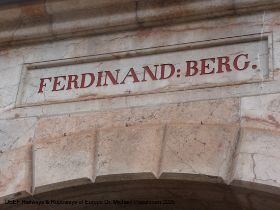 Salzbergwerk Berchtesgaden Grubenbahn Stollen Bayern