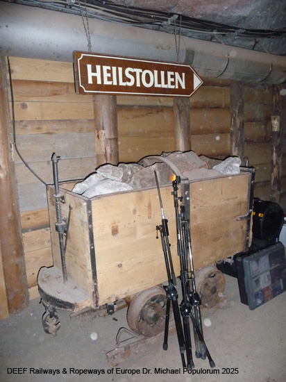 Salzbergwerk Berchtesgaden Grubenbahn Stollen Bayern