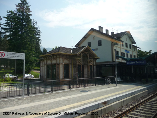 Valsuganabahn Eisenbahn Trient Bassano del Grappa Venedig Ferrovia Valsugana Trento Trentino Italien