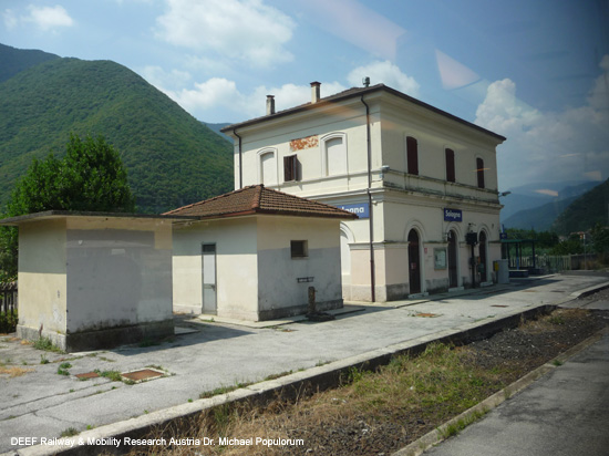 Valsuganabahn Eisenbahn Trient Bassano del Grappa Venedig Ferrovia Valsugana Trento Trentino Italien