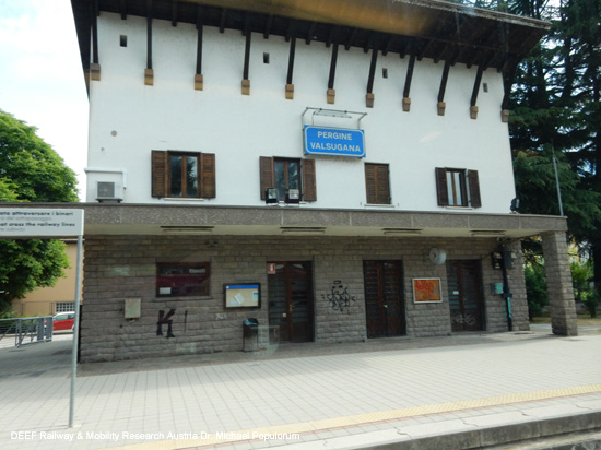 Valsuganabahn Eisenbahn Trient Bassano del Grappa Venedig Ferrovia Valsugana Trento Trentino Italien