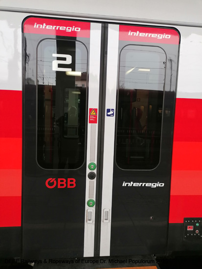 ÖBB Interregio Eisenbahn Zug Österreich