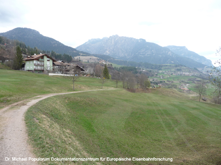 Fleimstalbahn Foto Cavalese Predazzo Trient Trento Eisenbahn Ferrovia