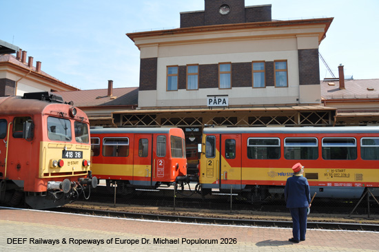 Eisenbahn Ungarn Bahnhof Papa