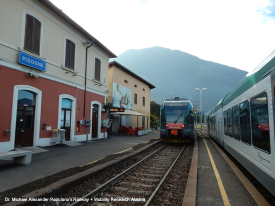 Iseobahn Eisenbahn Ferrovia Brescia Iseo Edolo Lombardia Italien