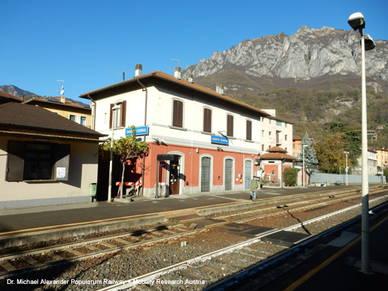 Iseobahn Eisenbahn Ferrovia Brescia Iseo Edolo Lombardia Italien