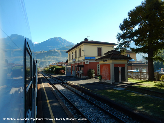 Iseobahn Eisenbahn Ferrovia Brescia Iseo Edolo Lombardia Italien