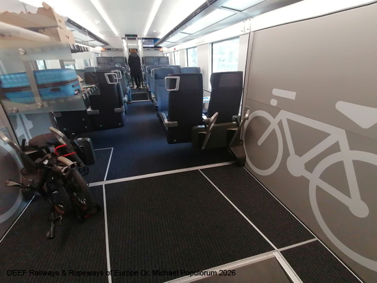 Westbahn Südbahnstrecke Stadler Smile Giruno Bussard Eisenbahn Österreich