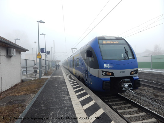 Bayerische Maximiliansbahn Eisenbahn München Rosenheim Bayern Deutschland