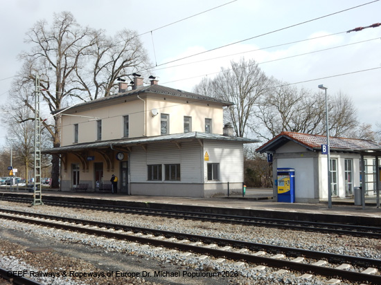 Bayerische Maximiliansbahn Eisenbahn München Rosenheim Bayern Deutschland