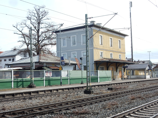 Bayerische Maximiliansbahn Eisenbahn München Rosenheim Bayern Deutschland