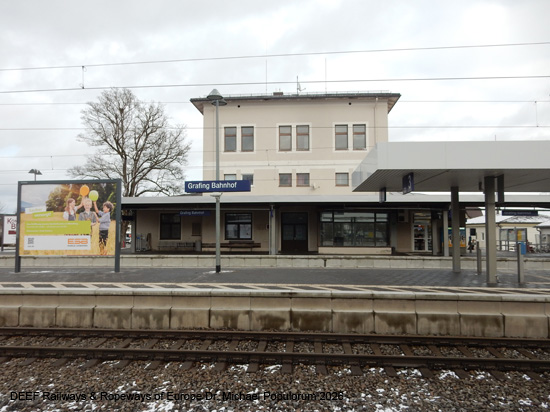 Bayerische Maximiliansbahn Eisenbahn München Rosenheim Bayern Deutschland