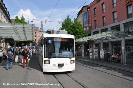 Straßenbahn Straba Würzburg Tram Bayern Deutschland
