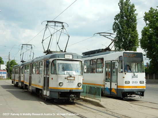 Straßenbahn Bukarest Tram Tramvai Bucuresti Rumänien ÖPNV