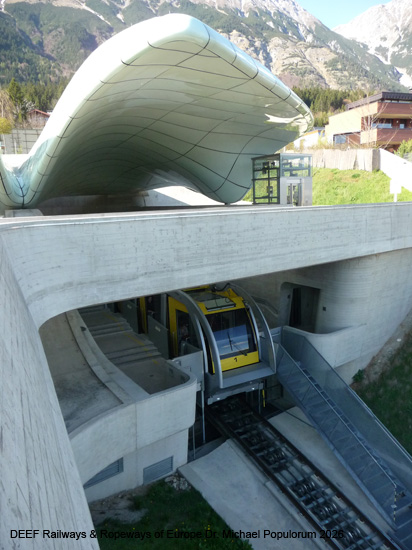 Hungerburgbahn Innsbruck Zaha Hadid Standseilbahn Österreich