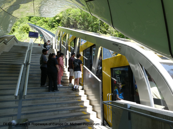 Hungerburgbahn Innsbruck Zaha Hadid Standseilbahn Österreich