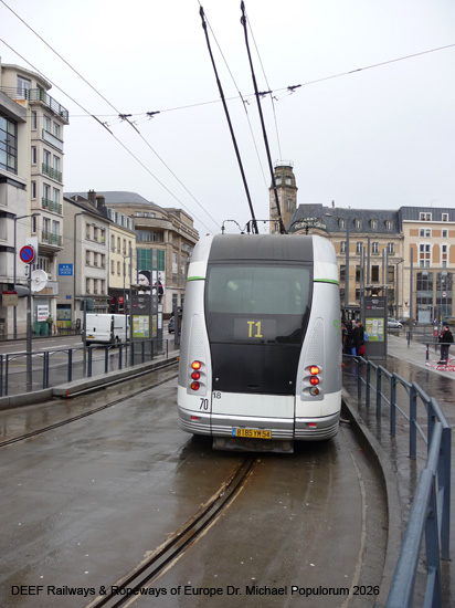 STAN Tramway sur pneumatiques Nancy Spurbus Straßenbahn Oberleitungsbus Frankreich