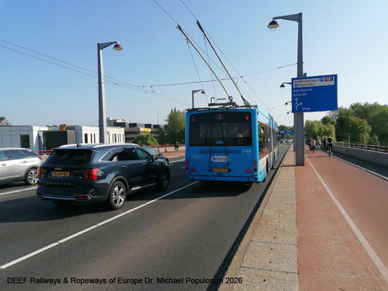 Arnheim Trolleybus Oberleitungsbus Arnhem Holland Gelderland ÖPNV